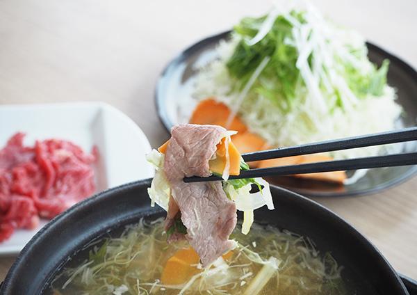 ごま油香る牛しゃぶ