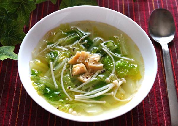 干し貝柱と白菜の中華スープ
