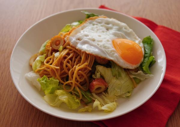 リーフミックスのカレー焼きそば