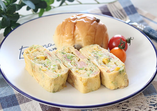 キャベツとソーセージのたまご焼き