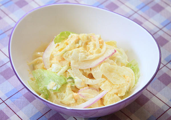 たまごたっぷりポテトオニオンサラダ