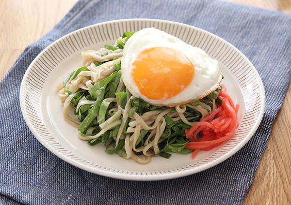 低糖質麺とケールのソース焼きそば風