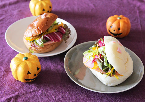 ハロウィンのかぼちゃサラダサンドイッチ