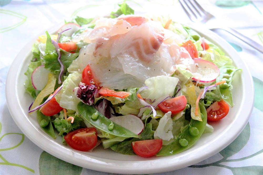 鯛のカルパッチョ風サラダ