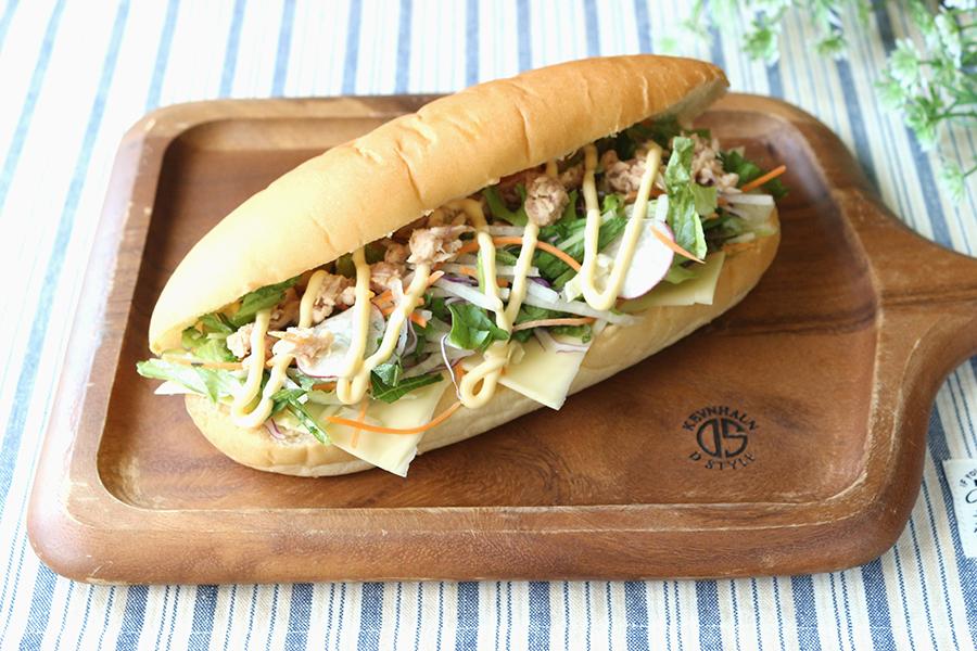 青じそとツナチーズのコッペパンサンド