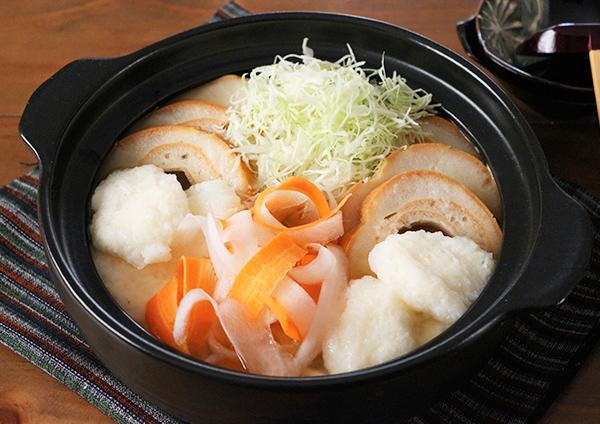 大和芋団子とキャベツの野菜鍋