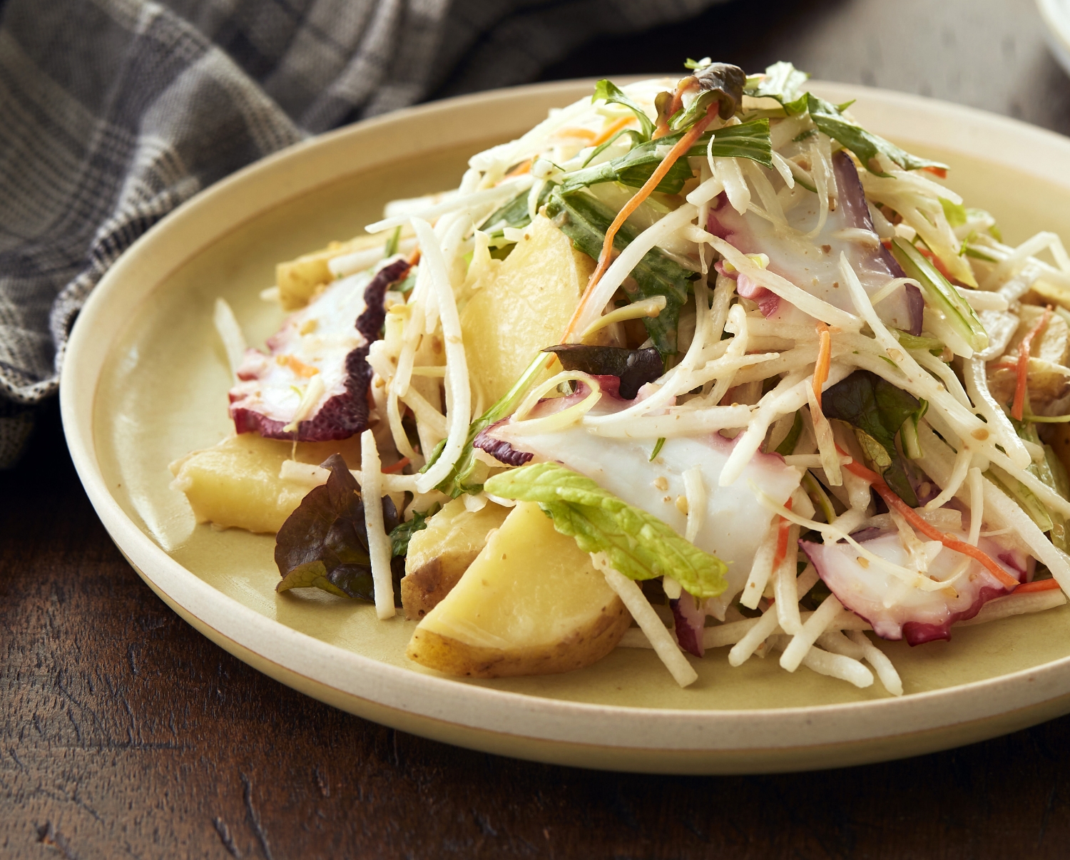 新じゃがいもの和風たこサラダ 写真